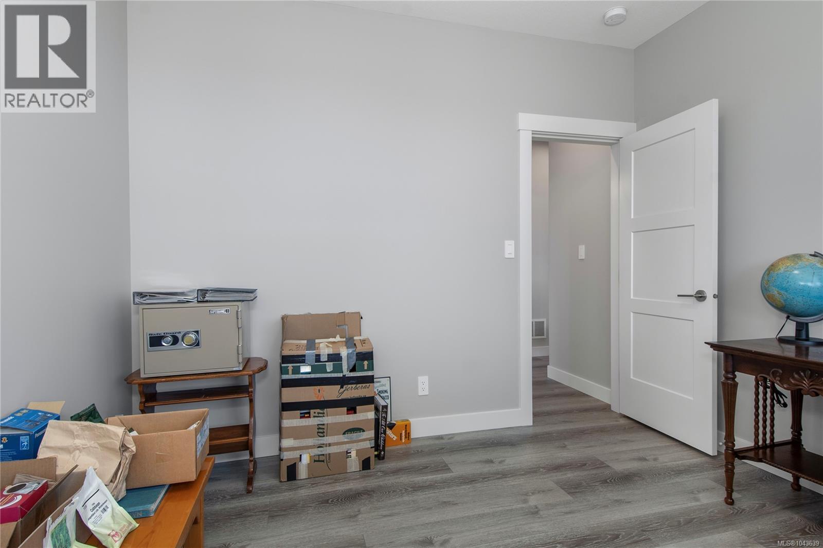 3840 Discovery Dr - 21