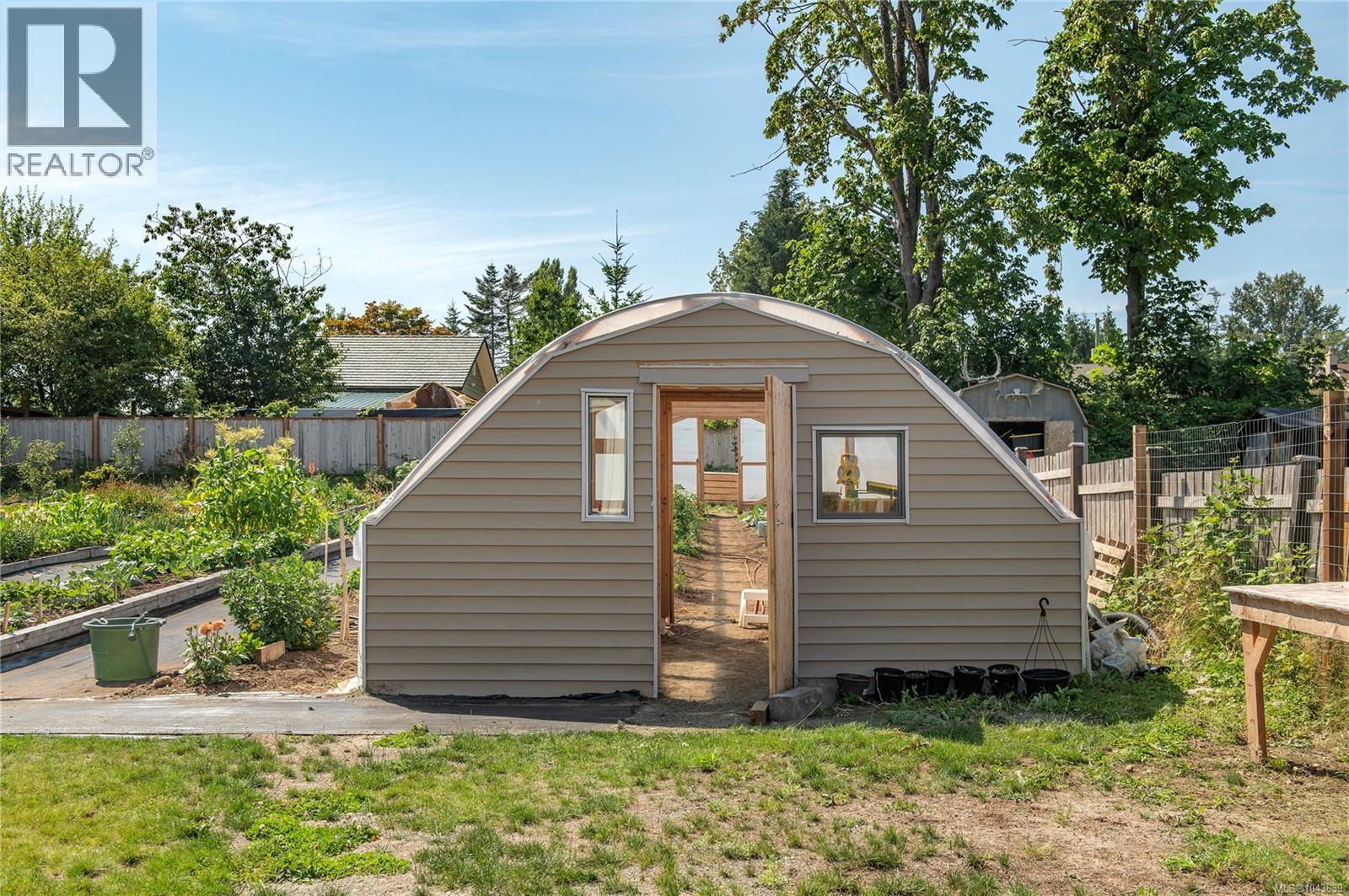 3840 Discovery Dr - 26