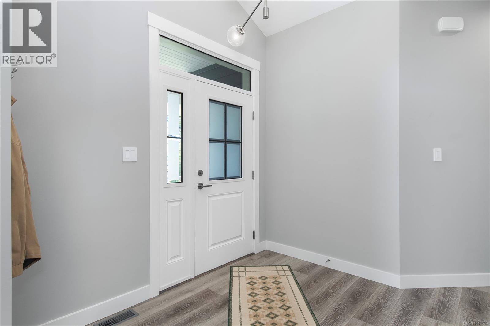 3840 Discovery Dr - 6