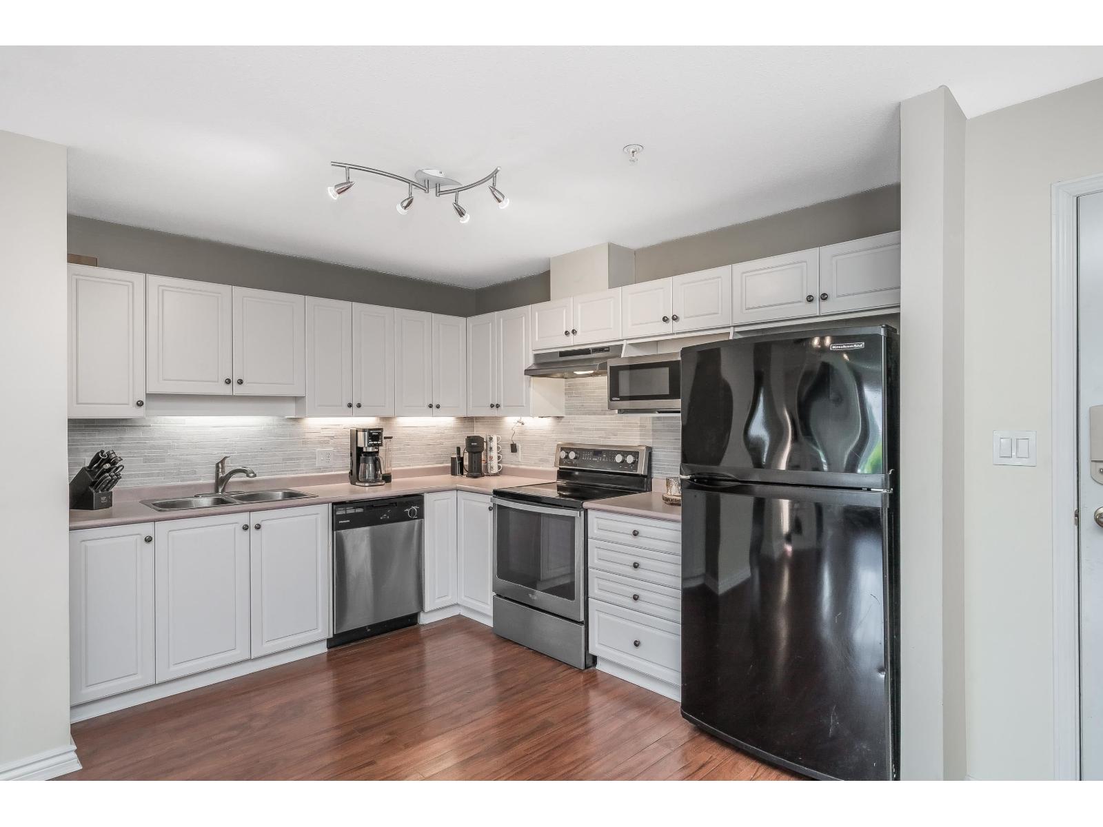 2 Bed, 2 Bath Apartment for Sale in Abbotsford – 406 33718 KING ROAD, Abbotsford – MLS# R3148320 - Image 9
