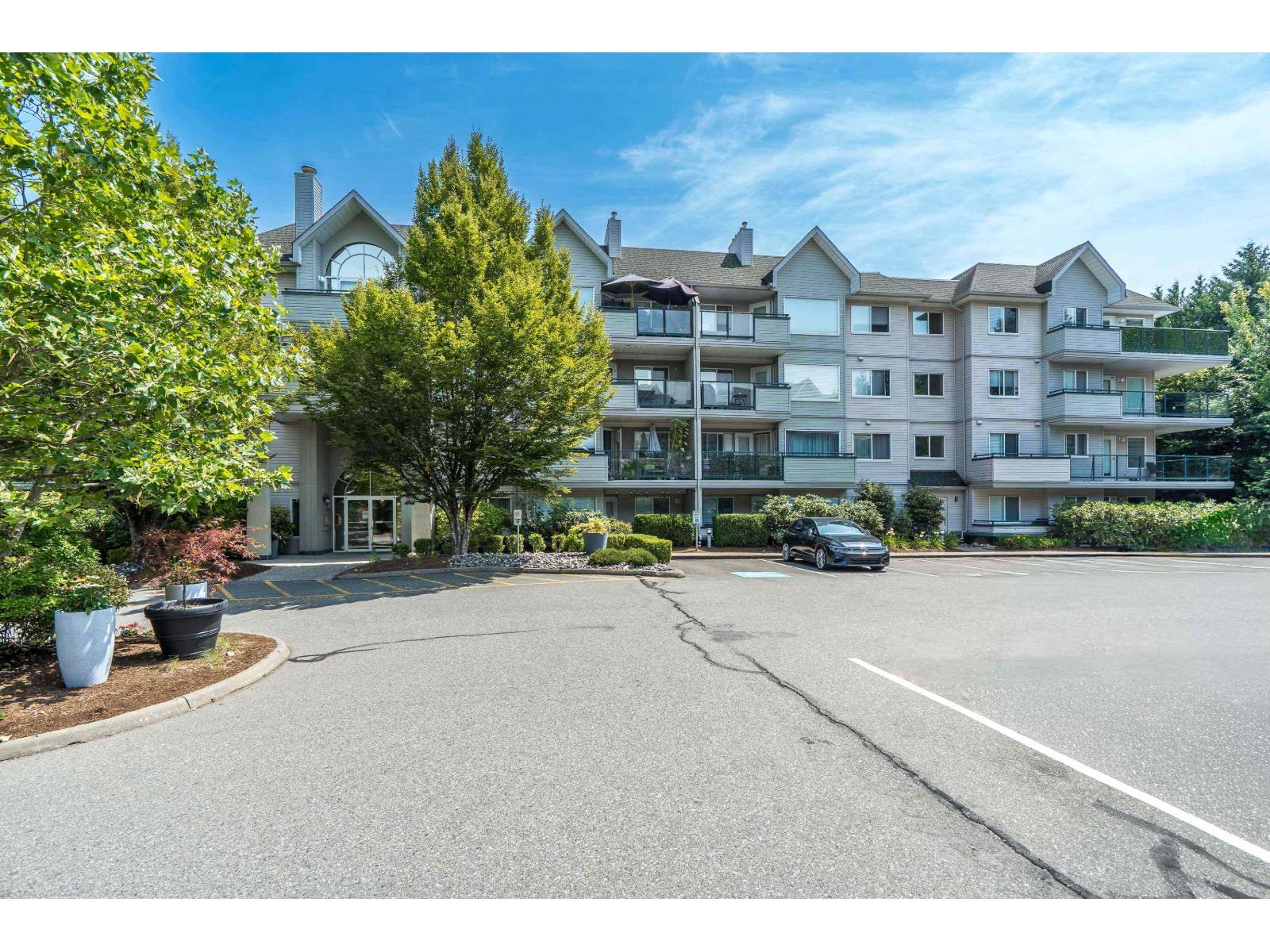 2 Bed, 2 Bath Apartment for Sale in Abbotsford – 406 33718 KING ROAD, Abbotsford – MLS# R3148320 - Image 3