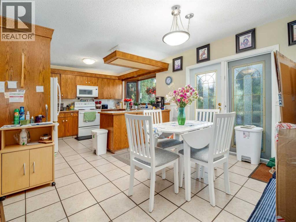 106 Ojibwa Place W - 8