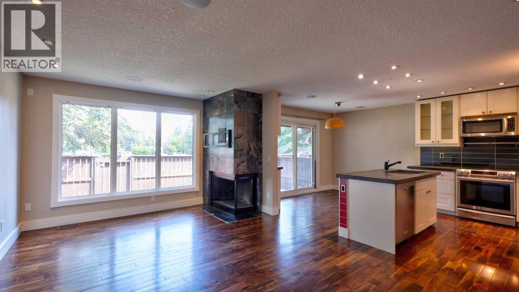 14, 2323 Oakmoor Drive SW, Palliser, Calgary photo 3