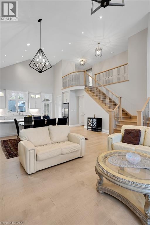 305 BLAIR CREEK Drive - Image 9