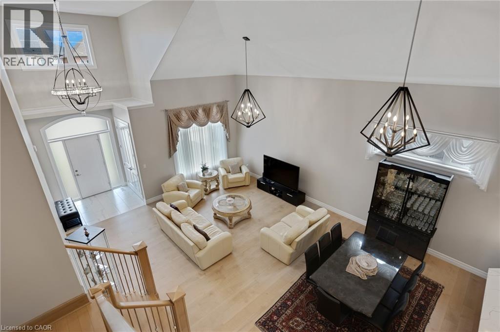 305 BLAIR CREEK Drive - 28