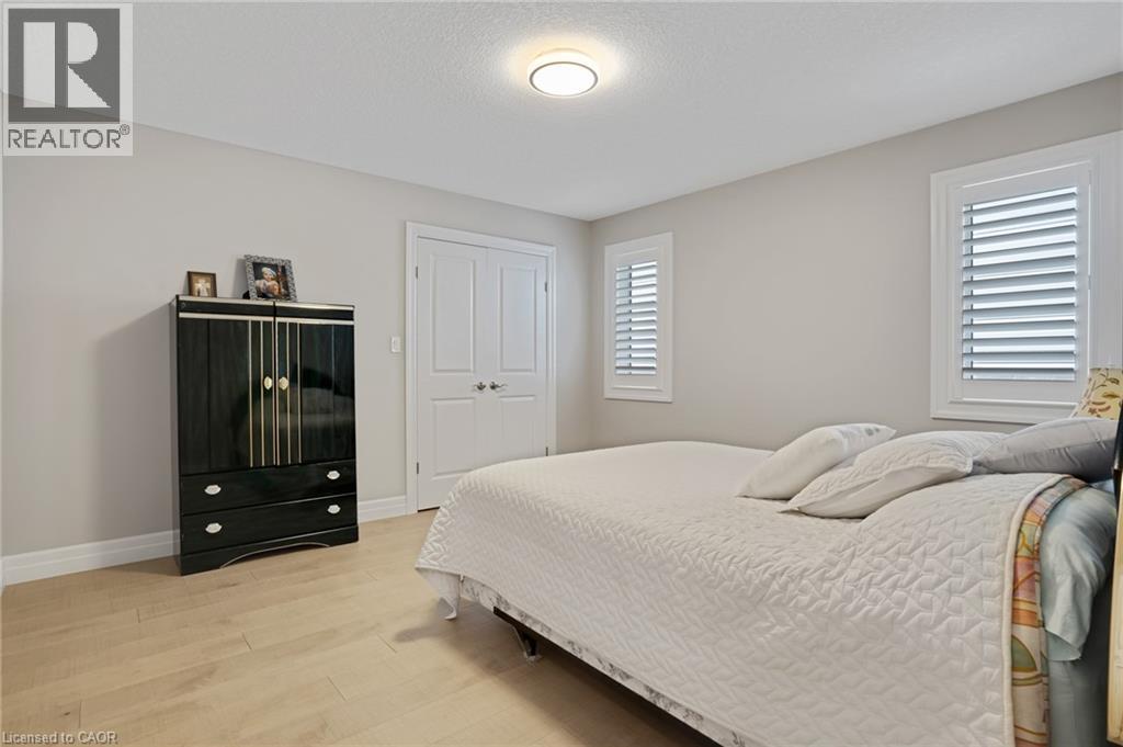 305 BLAIR CREEK Drive - 37