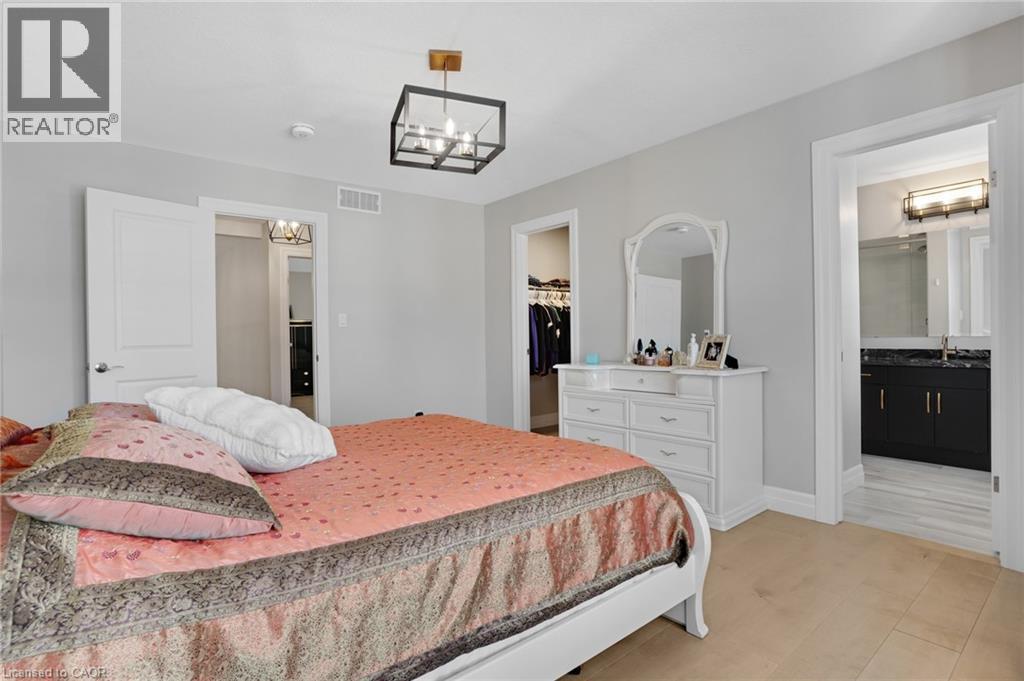 305 BLAIR CREEK Drive - 43