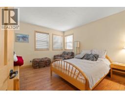 17 Mary's Emerald Bay Road, Vernon, BC V1H2A7 Photo 35