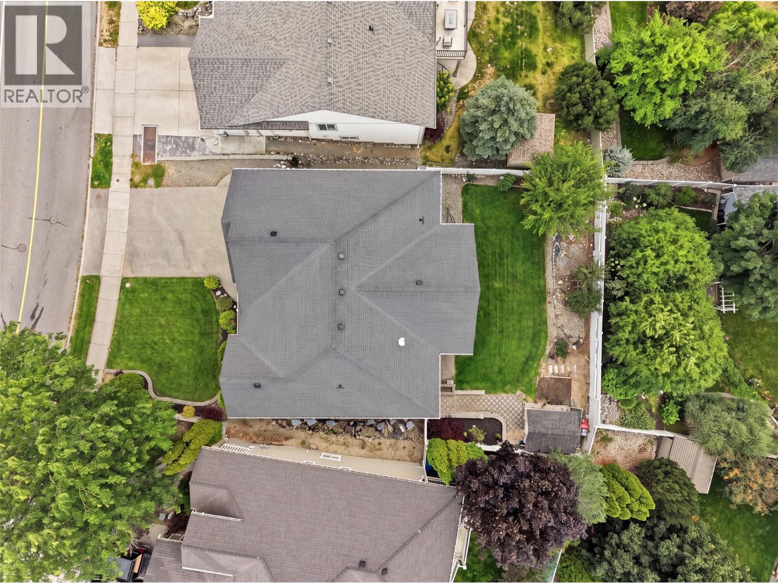 404 SUN RIVERS Drive W - 52