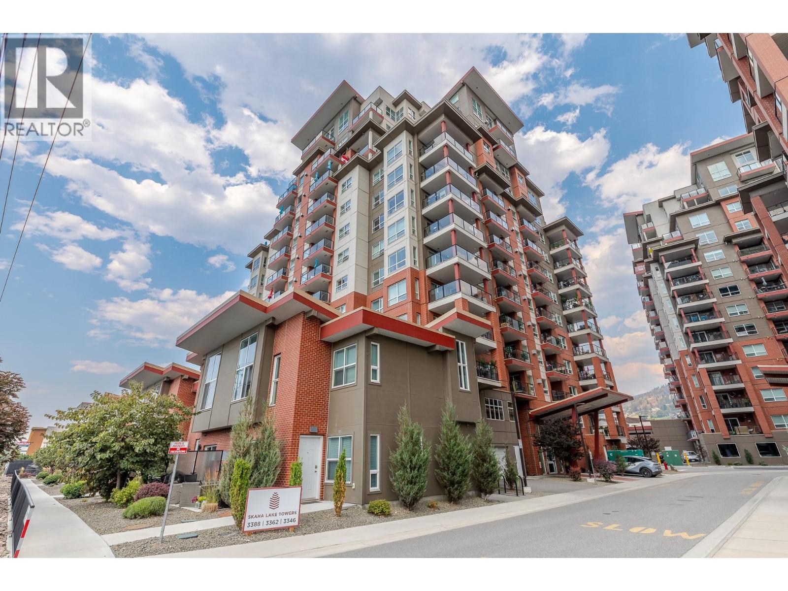 #304 3346 SKAHA LAKE Road - 35