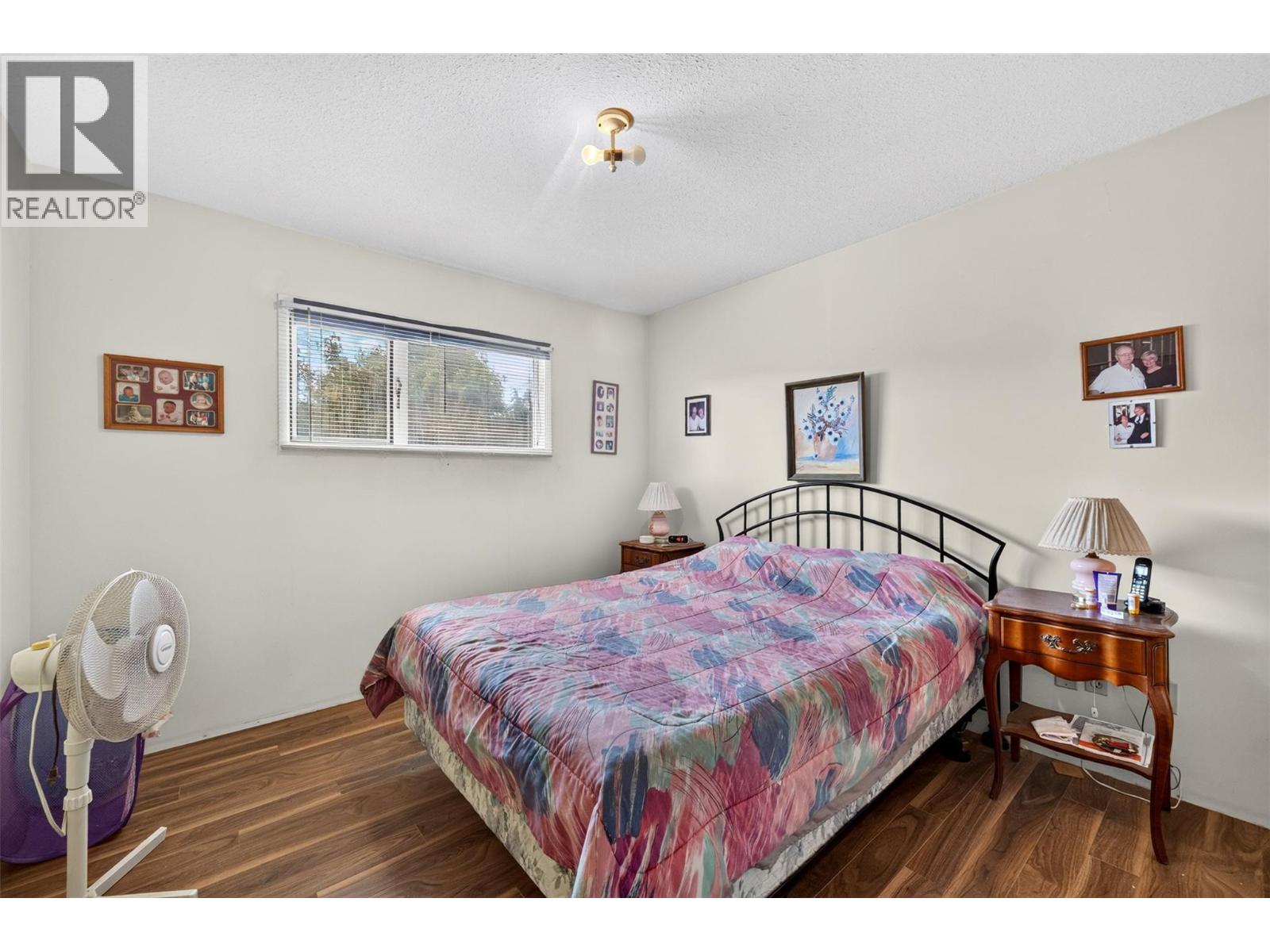 341 2 Street SE - 19