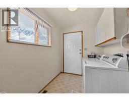 341 2 Street Se, Salmon Arm, BC V1E4H3 Photo 22