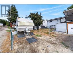 341 2 Street Se, Salmon Arm, BC V1E4H3 Photo 47