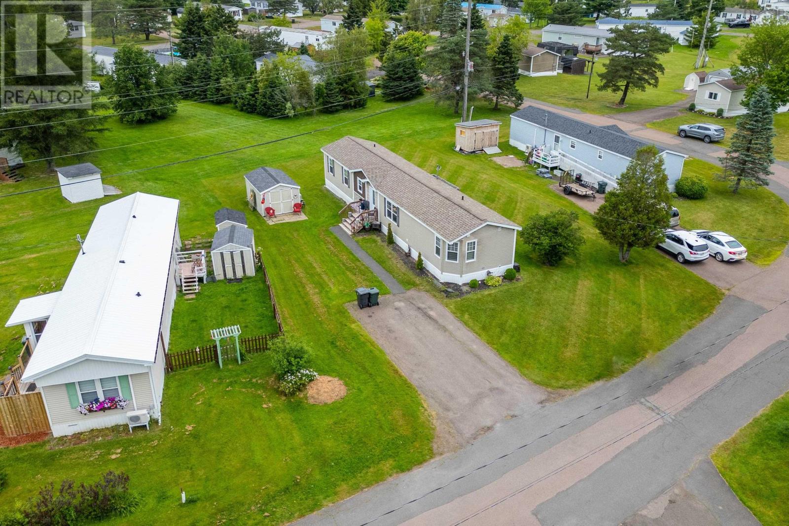 8 Lorne Crescent - 35