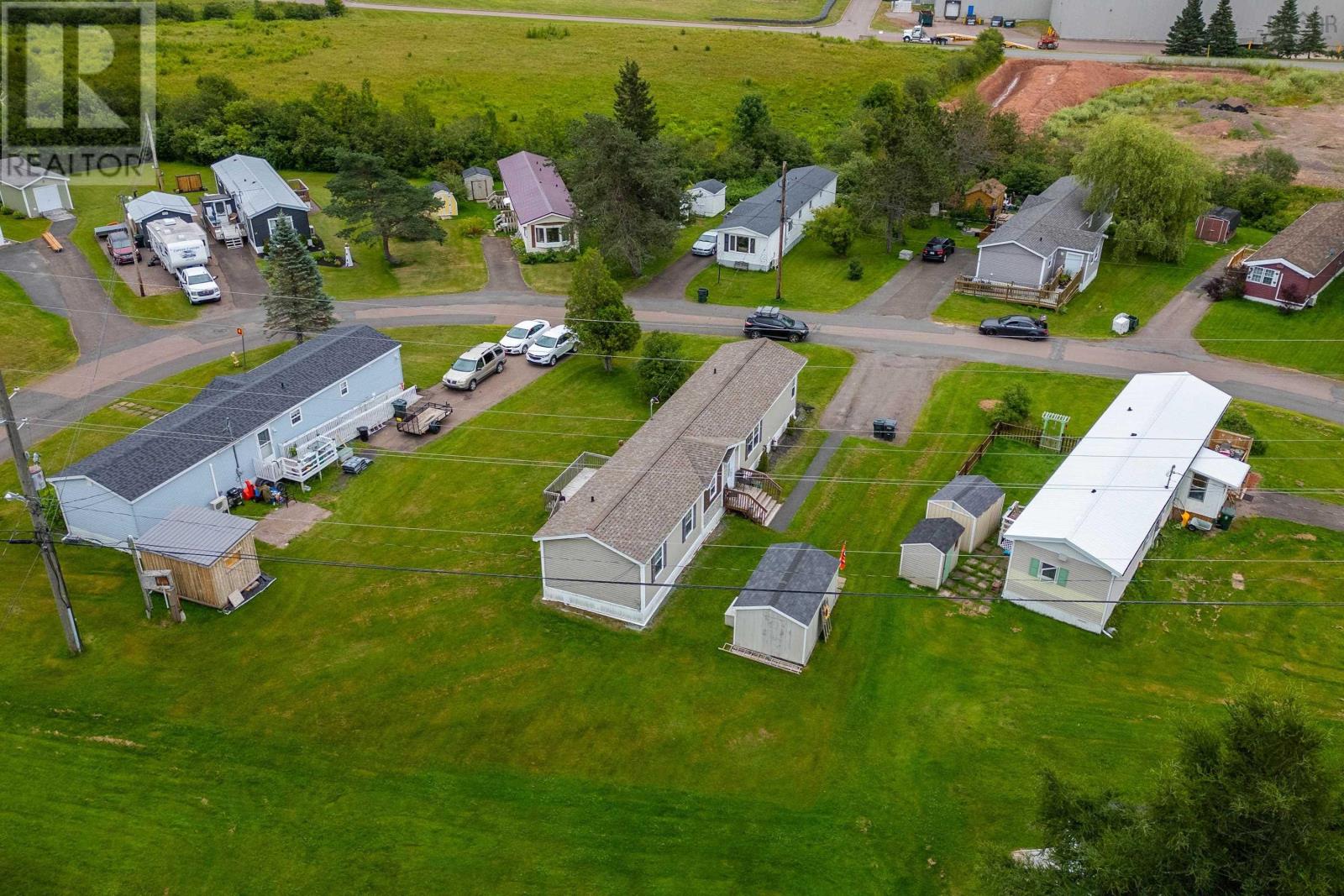 8 Lorne Crescent - 36