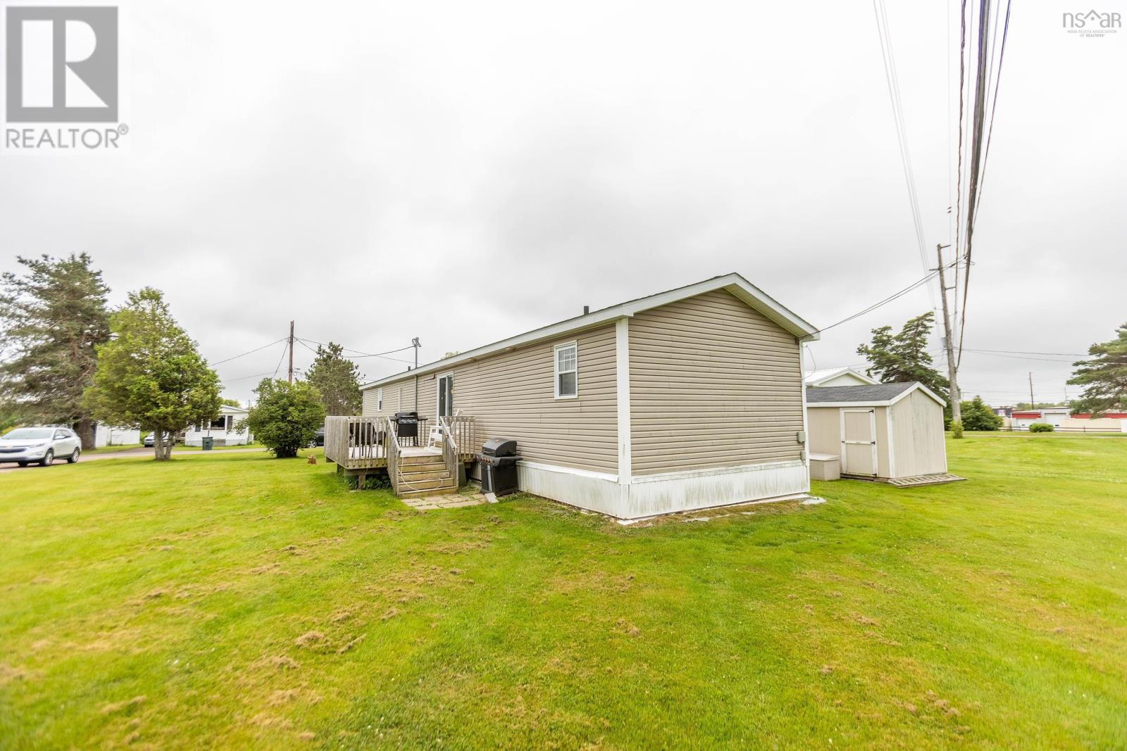 8 Lorne Crescent - 4