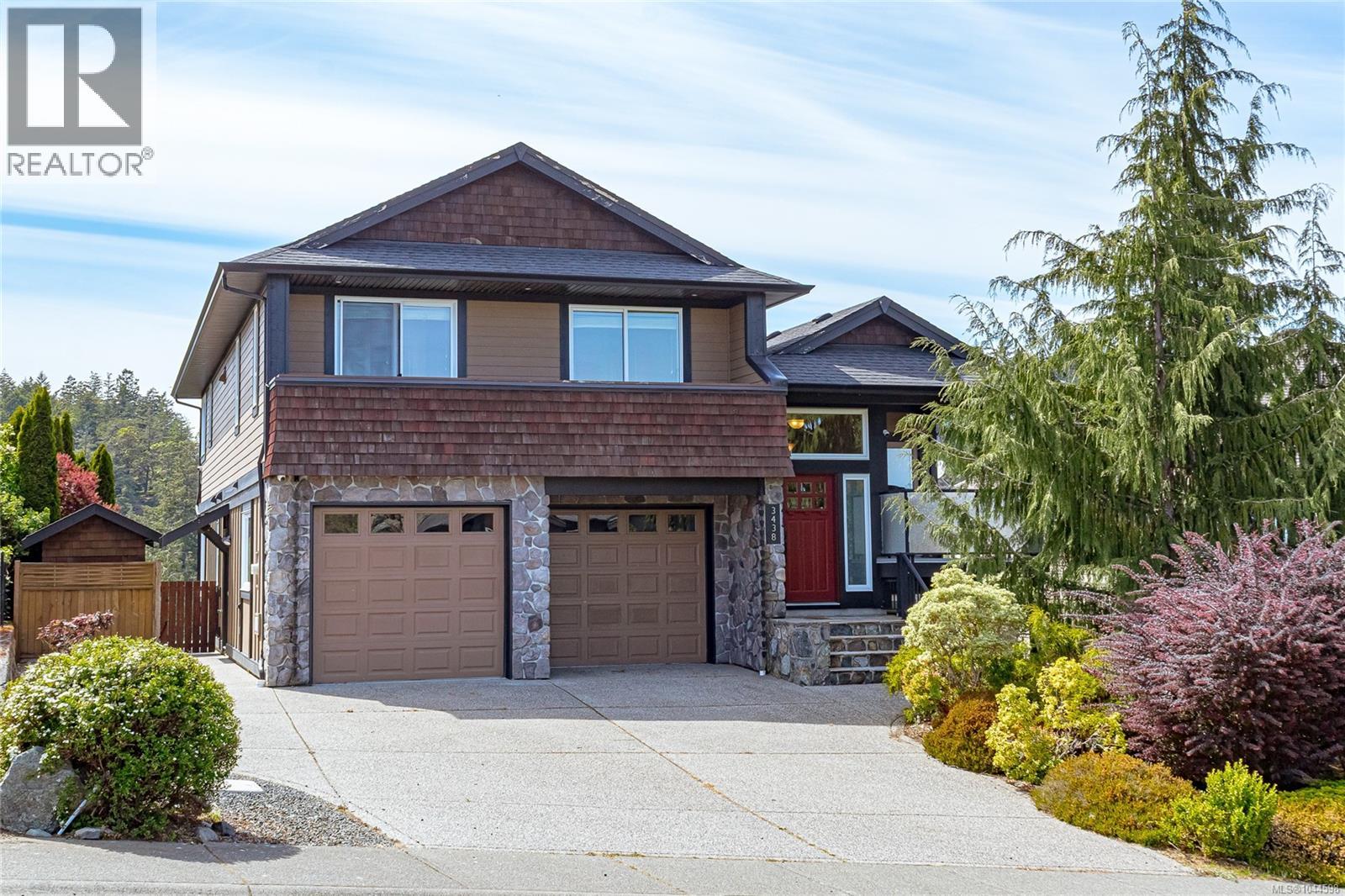 3438 Mary Anne Cres - 1