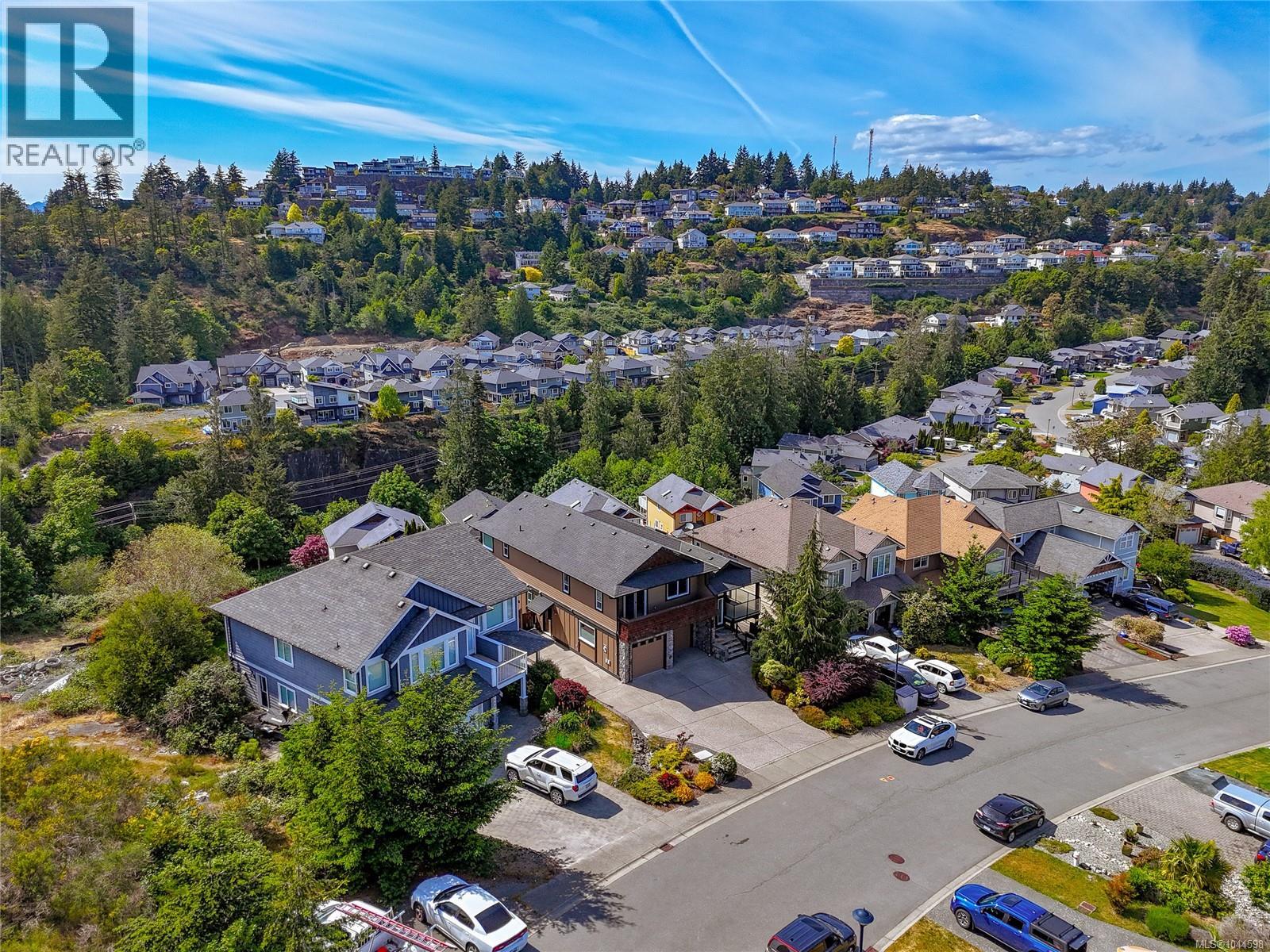 3438 Mary Anne Cres - 2