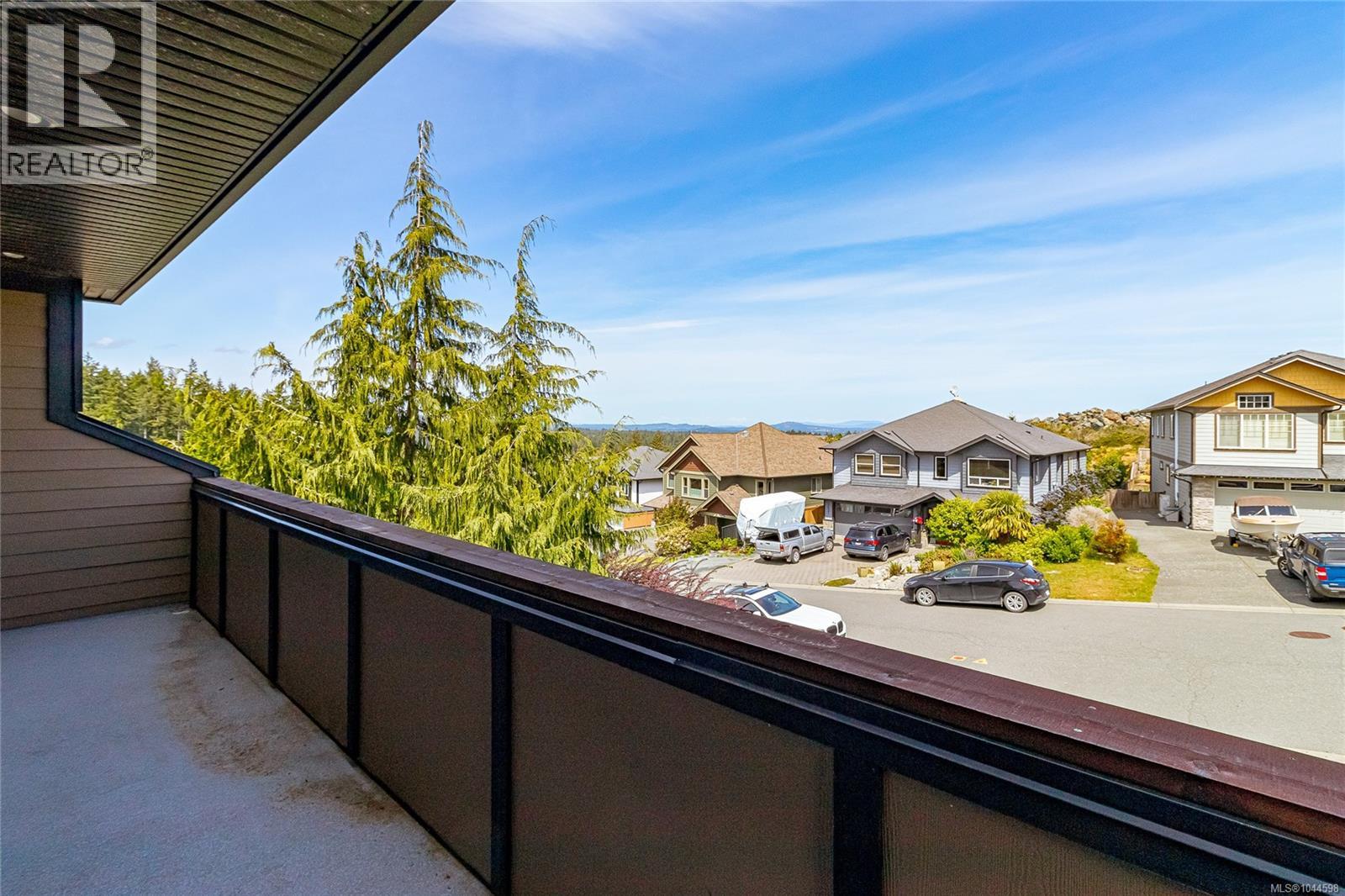 3438 Mary Anne Cres - 42