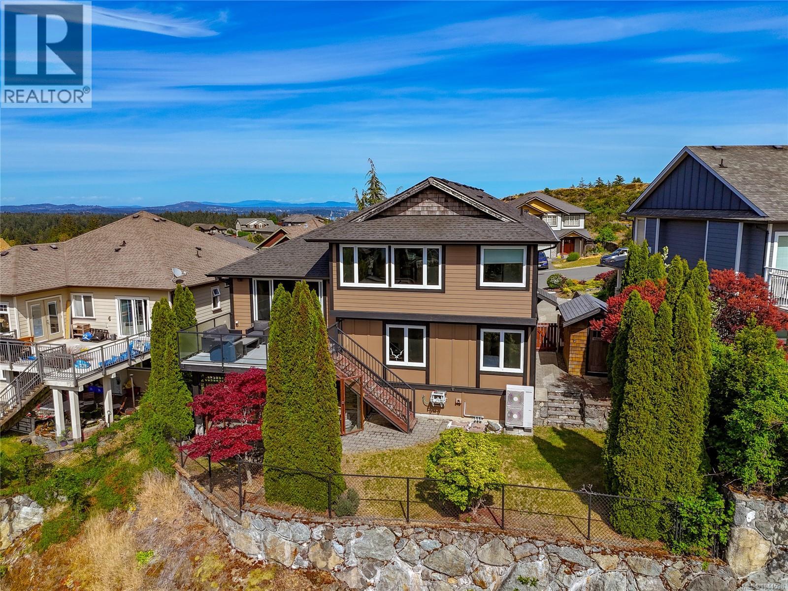 3438 Mary Anne Cres - 47
