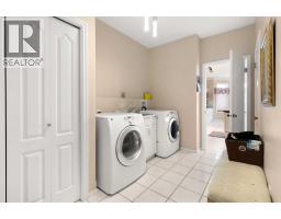 4pc Bathroom - 22 Turner Crescent Se, Medicine Hat, AB T1B4K9 Photo 15