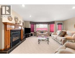 22 Turner Crescent Se, Medicine Hat, AB T1B4K9 Photo 36