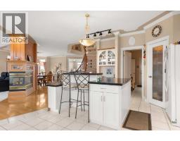 5pc Bathroom - 22 Turner Crescent Se, Medicine Hat, AB T1B4K9 Photo 12