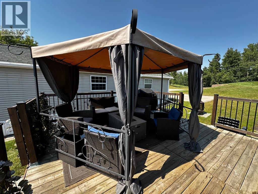 25074 South Pine Lake Road, Rural Red Deer County