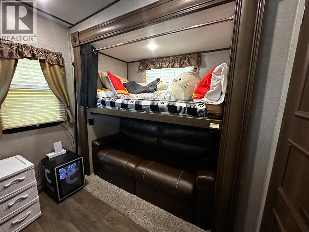 25074 South Pine Lake Road, Rural Red Deer County