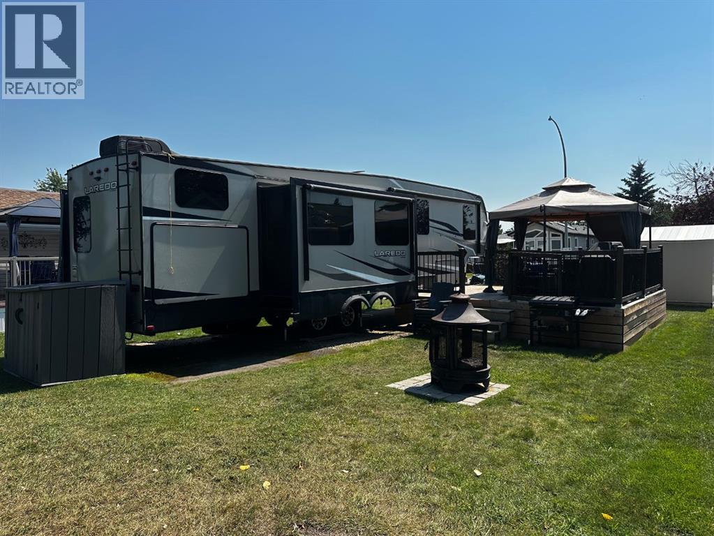 25074 South Pine Lake Road, Rural Red Deer County