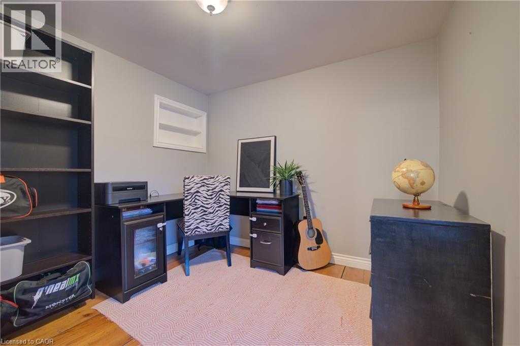 5421 KING Street - 36