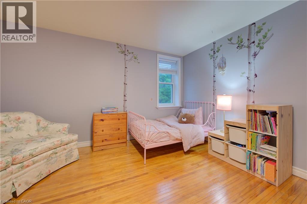 5421 KING Street - 34
