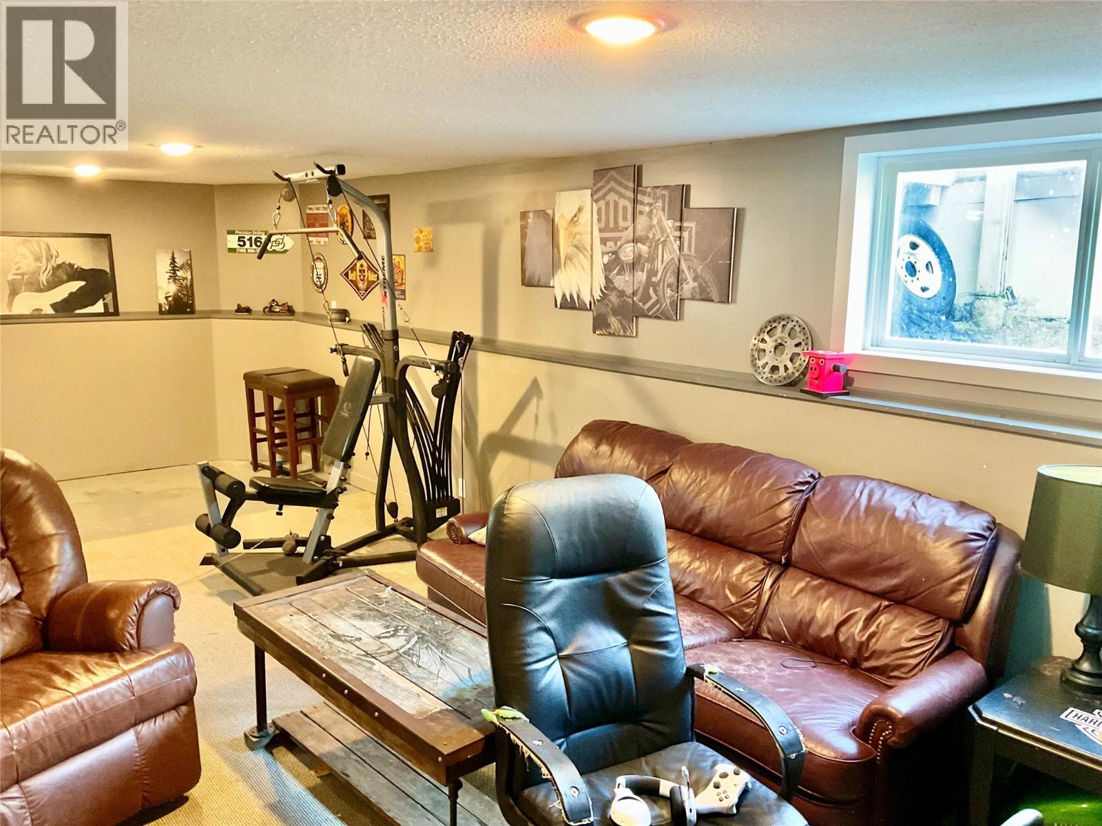 786 Strathmore Avenue - 39