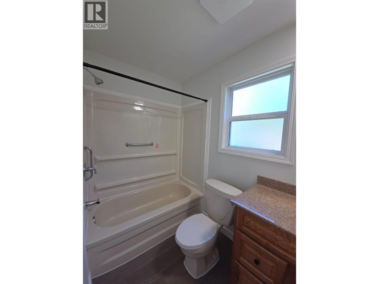 6640 Lakeshore Drive - Image 29