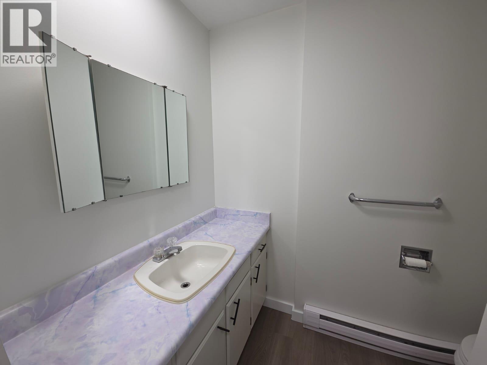 6640 Lakeshore Drive - Image 35