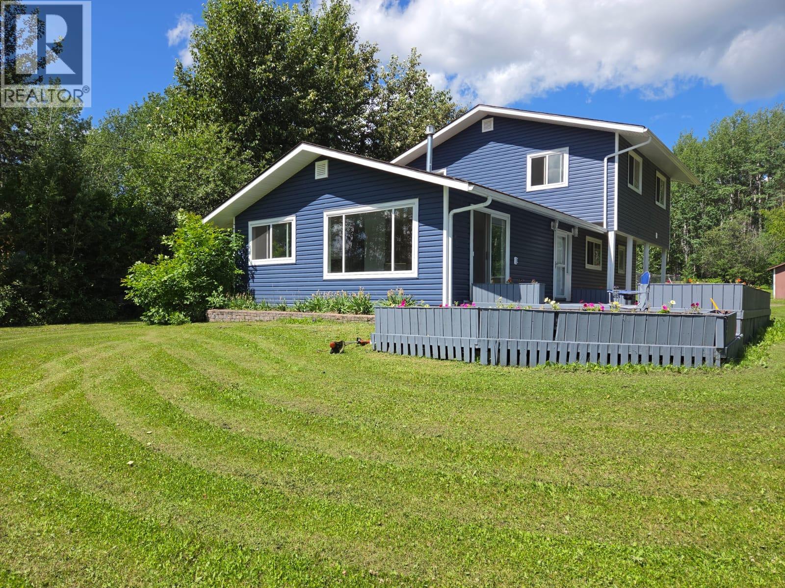 6640 Lakeshore Drive - 1