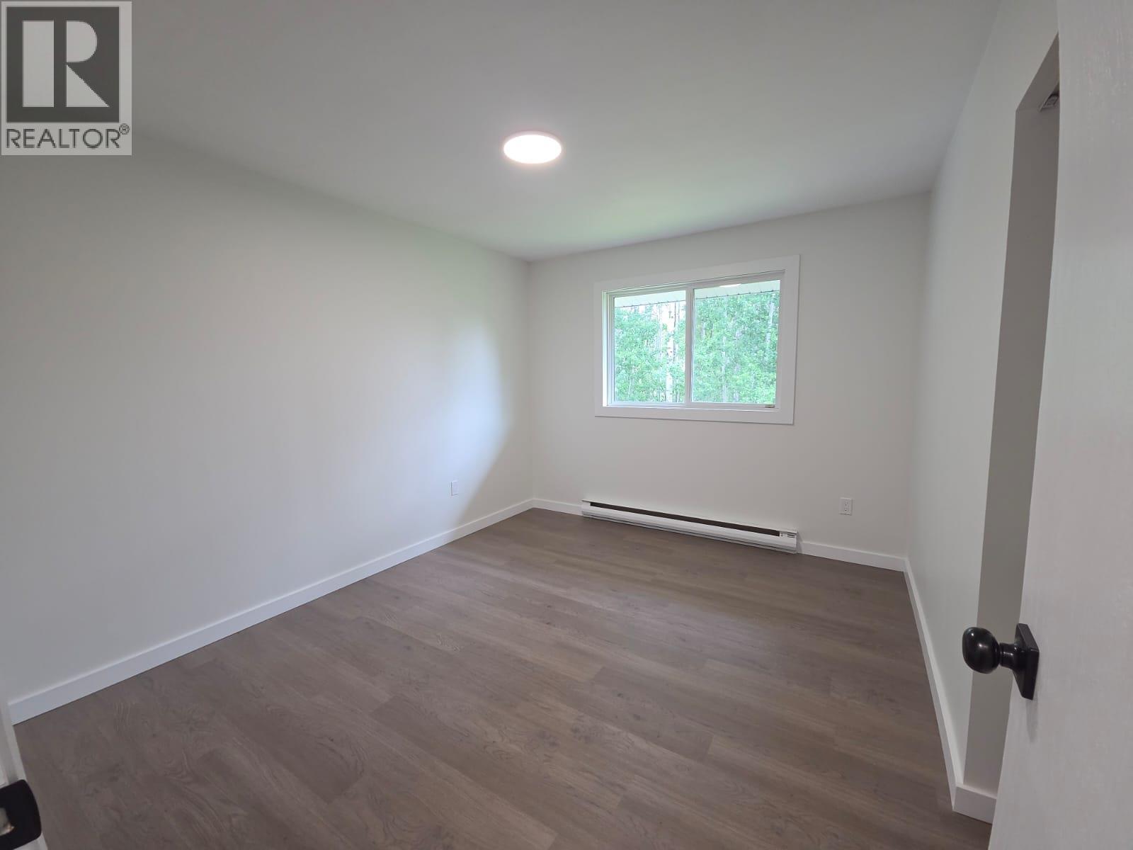 6640 Lakeshore Drive - Image 32