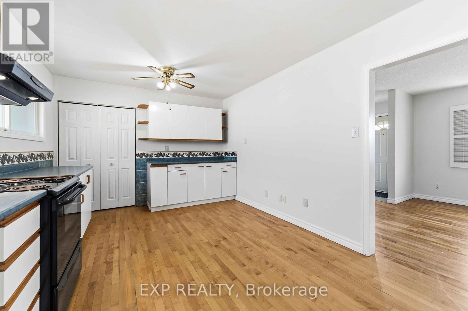 3 Bed, 2 Bath House for Sale in Ottawa – 2473 WALKLEY ROAD, Ottawa – MLS# X13618324 - Image 15