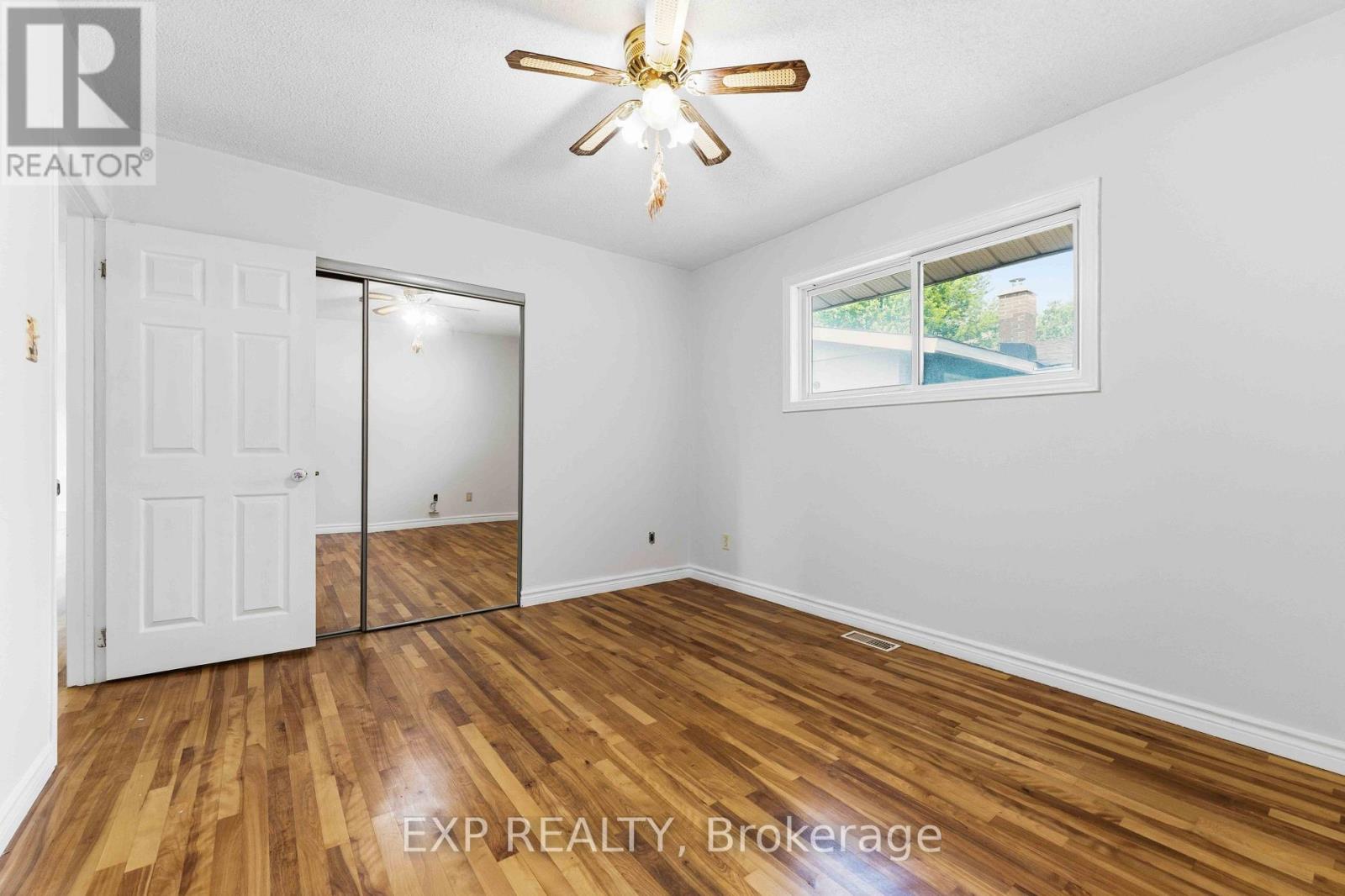 3 Bed, 2 Bath House for Sale in Ottawa – 2473 WALKLEY ROAD, Ottawa – MLS# X13618324 - Image 20