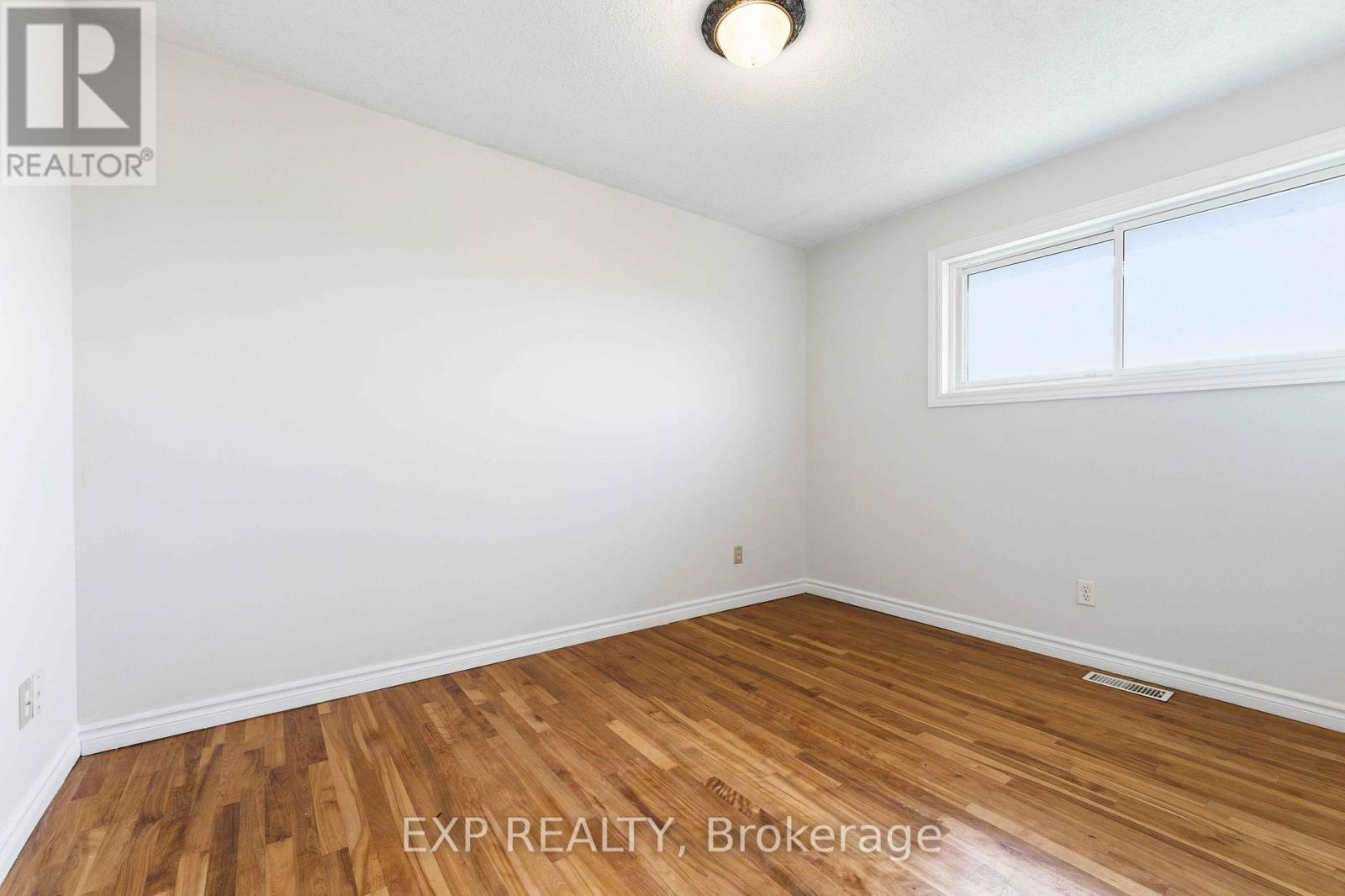 3 Bed, 2 Bath House for Sale in Ottawa – 2473 WALKLEY ROAD, Ottawa – MLS# X13618324 - Image 24