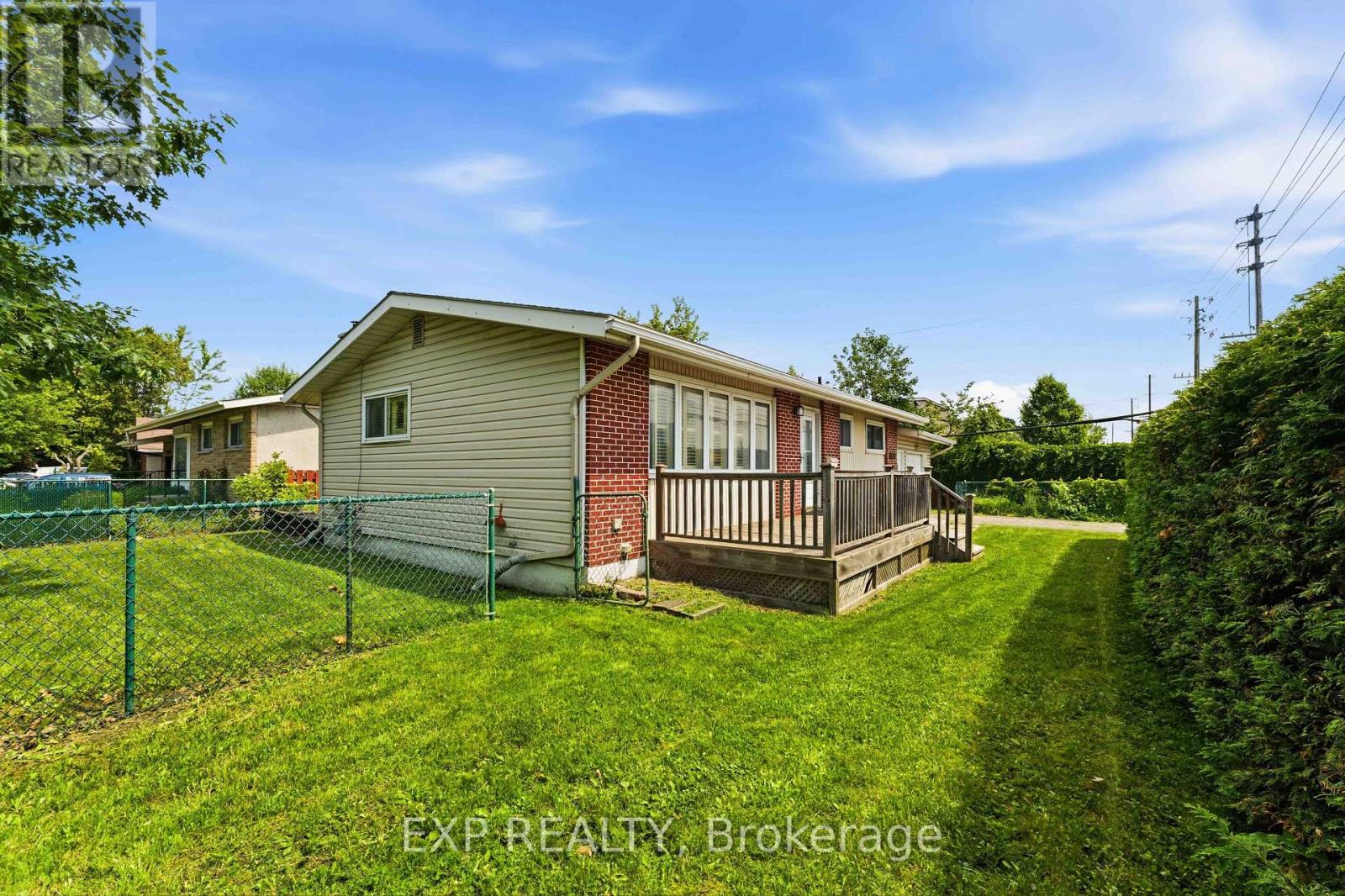 3 Bed, 2 Bath House for Sale in Ottawa – 2473 WALKLEY ROAD, Ottawa – MLS# X13618324 - Image 44