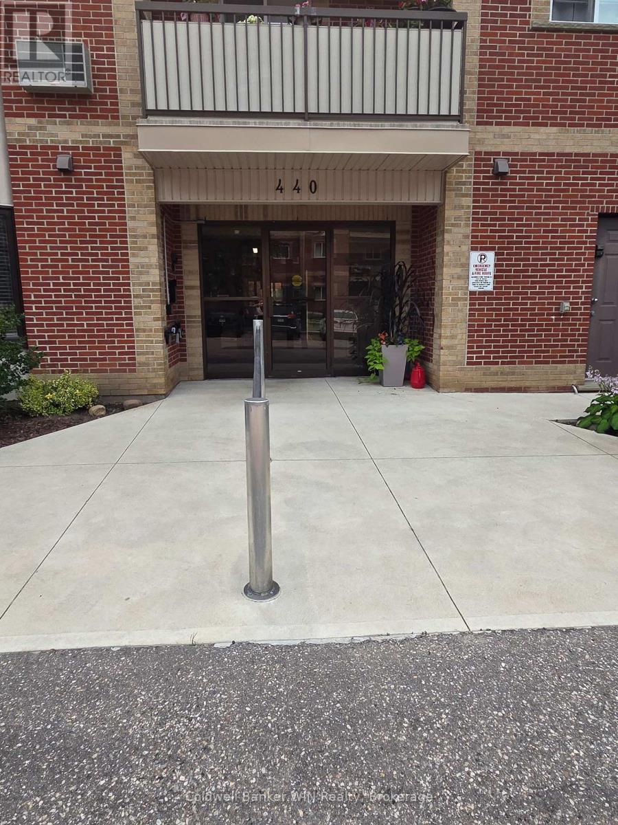 #306 440 DURHAM STREET W - 3