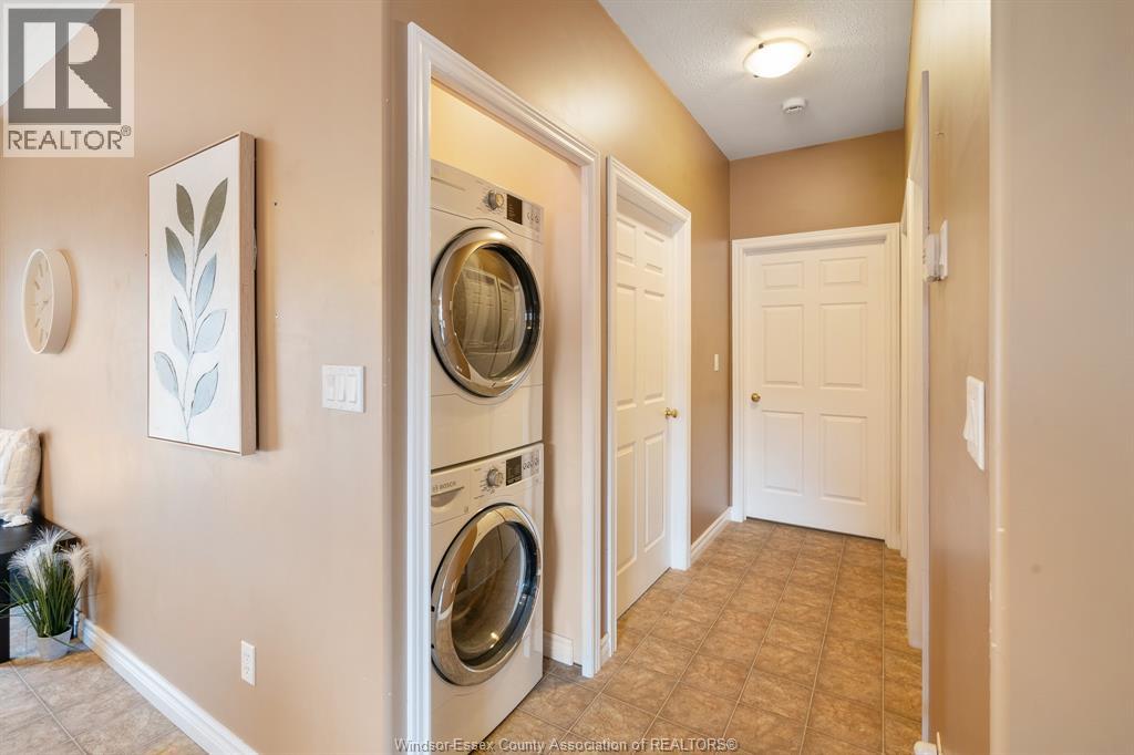 15 OAKGROVE LANE - Image 17