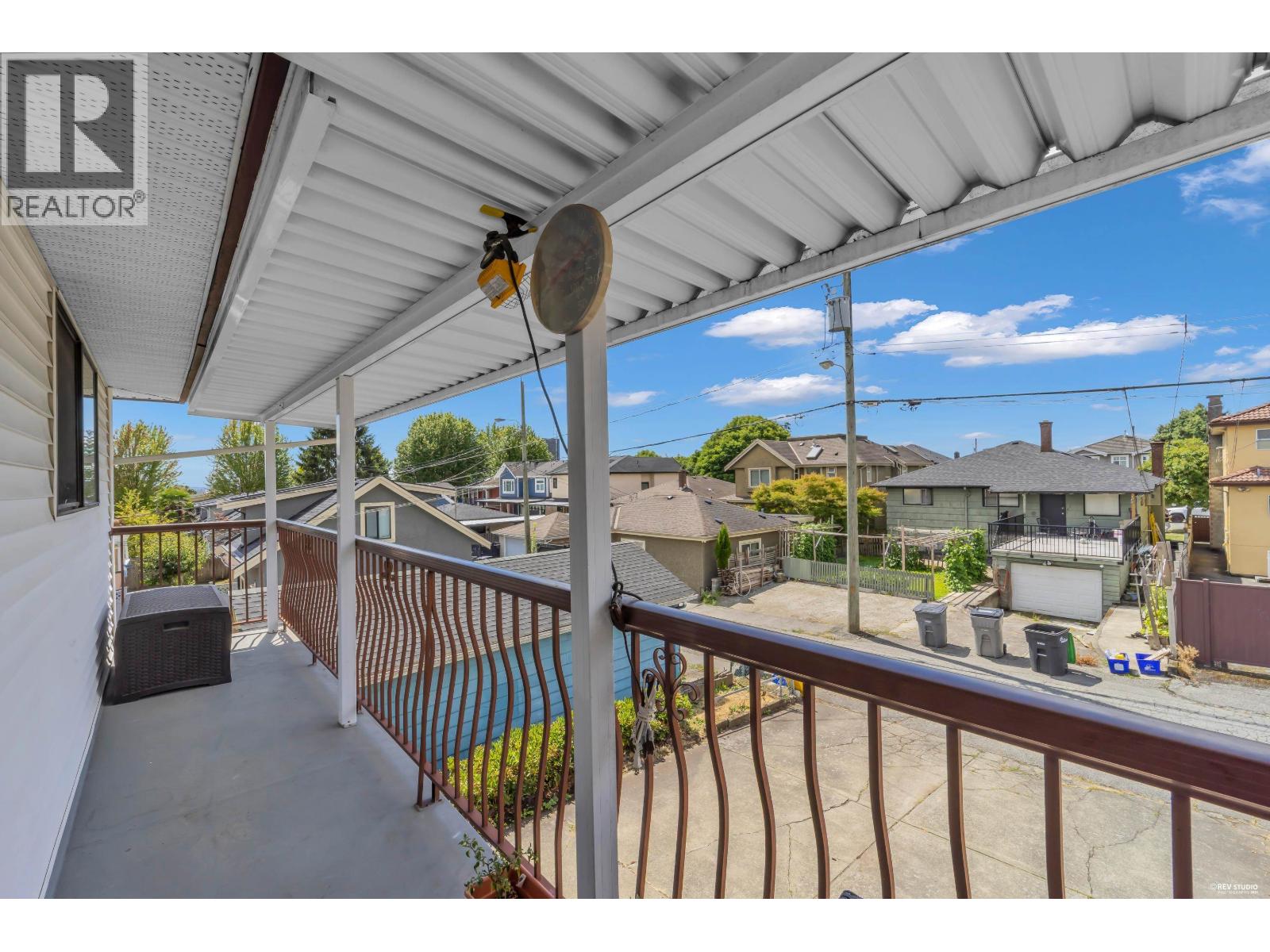 6939 DUMFRIES STREET, Vancouver