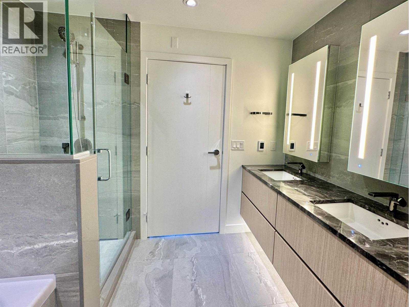 510 785 HARBOUR WAY, North Vancouver