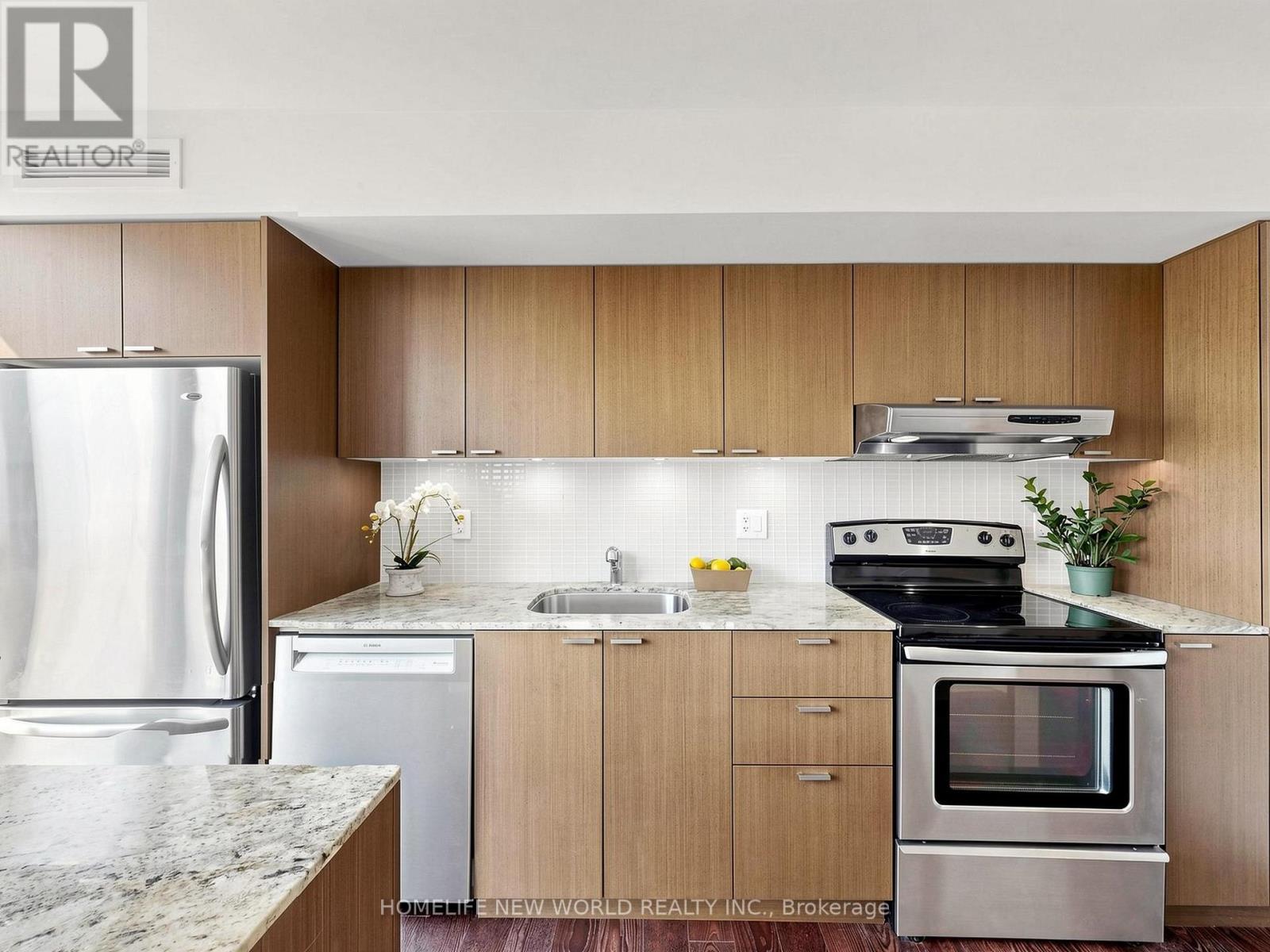 #1406 110 CHARLES STREET E - 19