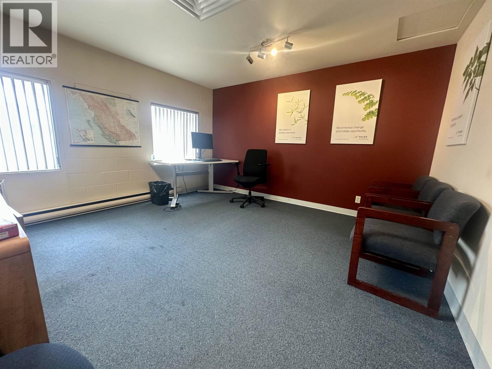 Photo 15 of 40 — 502 4TH AVENUE · Prince George, BC