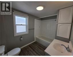 109 Sydenham Street, Brantford, ON N3R3Y7 Photo 17