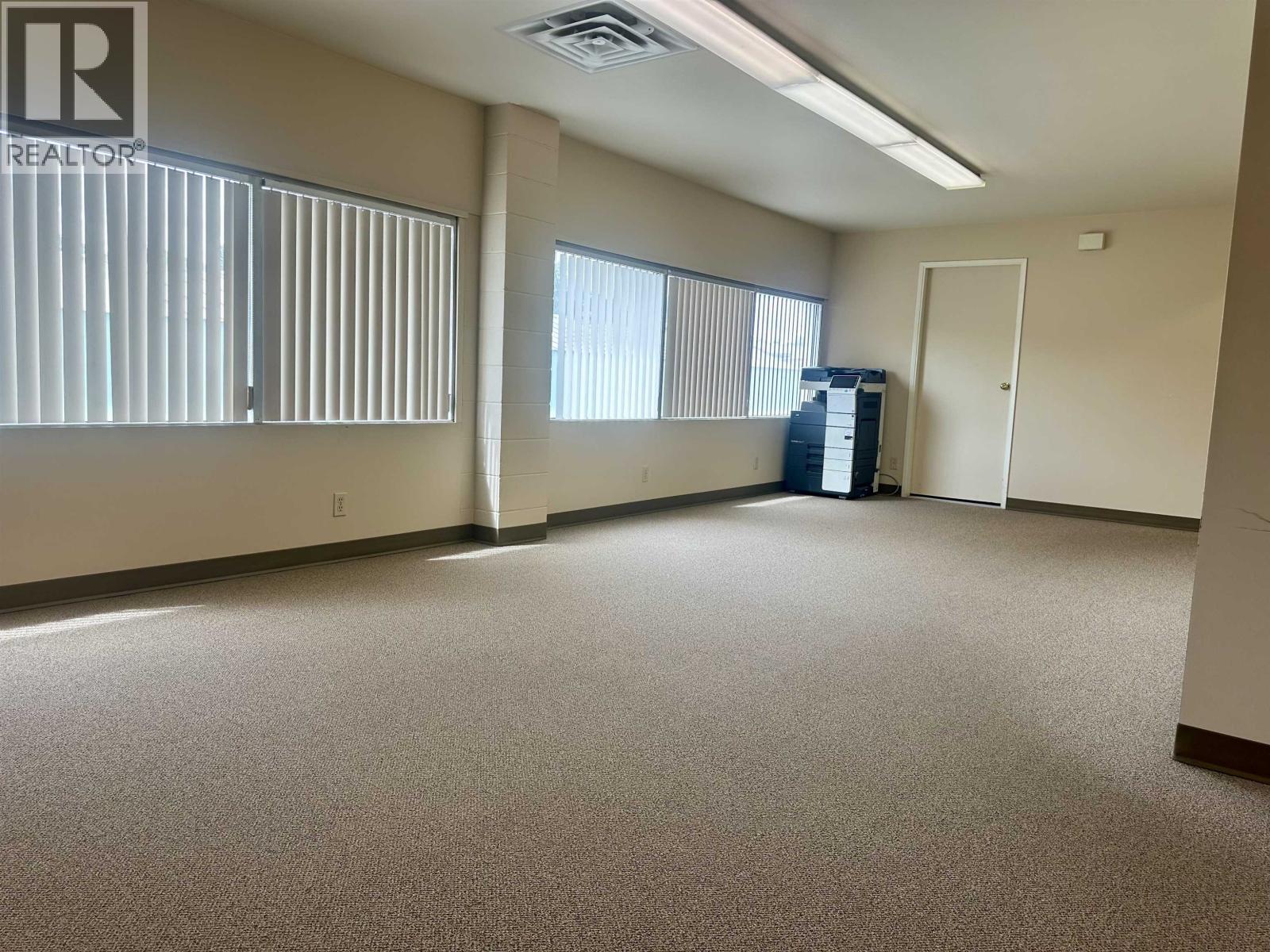 Photo 19 of 40 — 502 4TH AVENUE · Prince George, BC