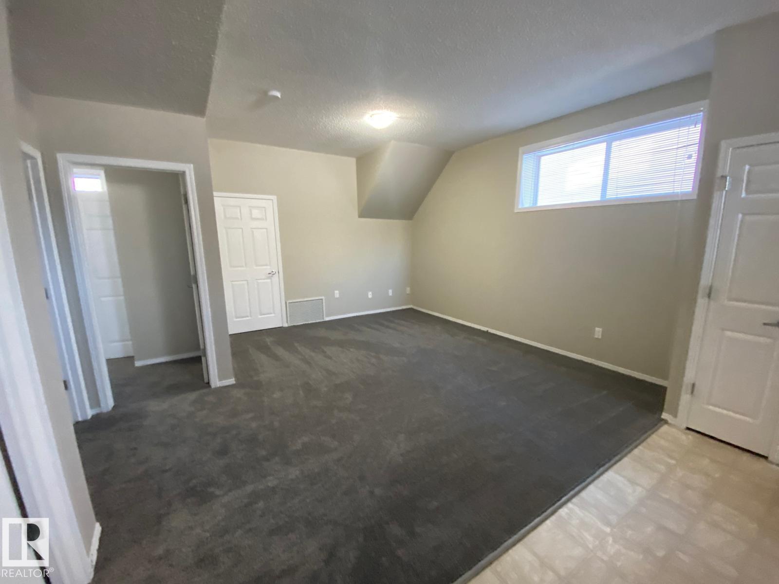 122 142 Selkirk PL - Image 13